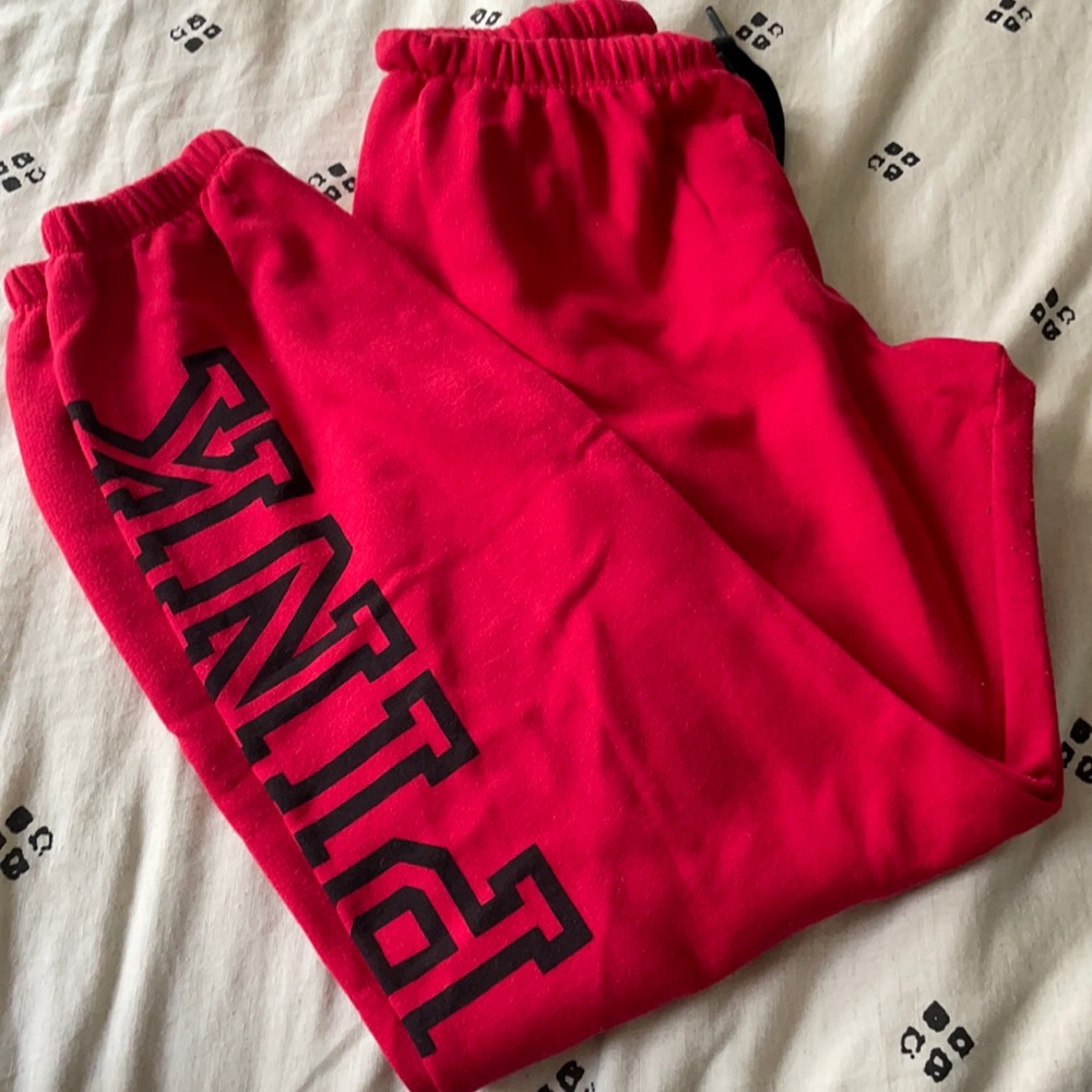 VS PINK